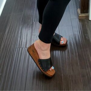 90s Vintage Bongo Black Wooden Wedges 8M LIKE NEW made in Brazil